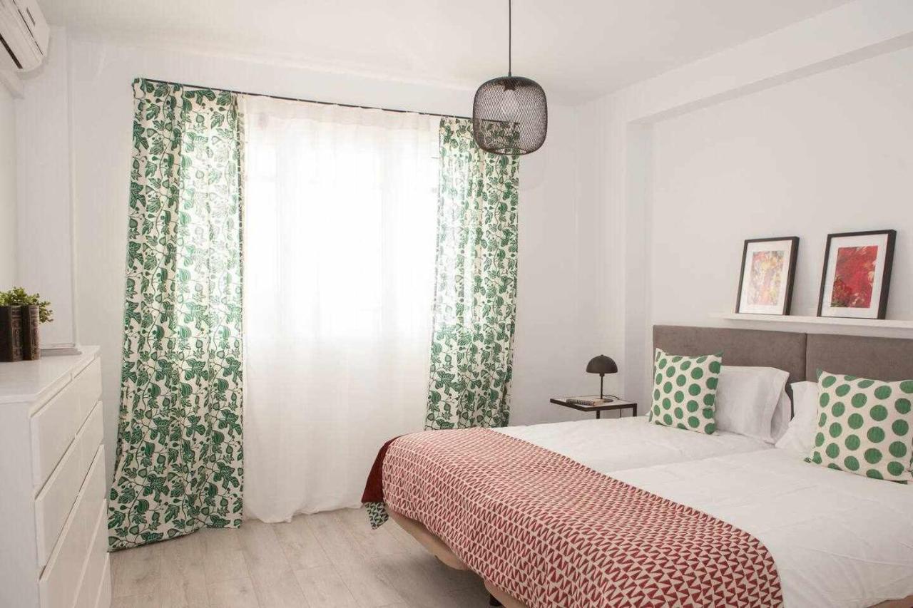 Isg Apartments Alhondiga- Piscina Casco Antiguo Free Parking Севилья Экстерьер фото